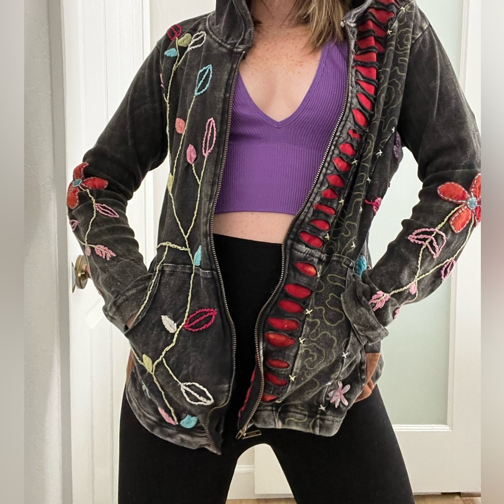 Embroidered Boho Flower Hippie Stitch Zip Up Hoodie